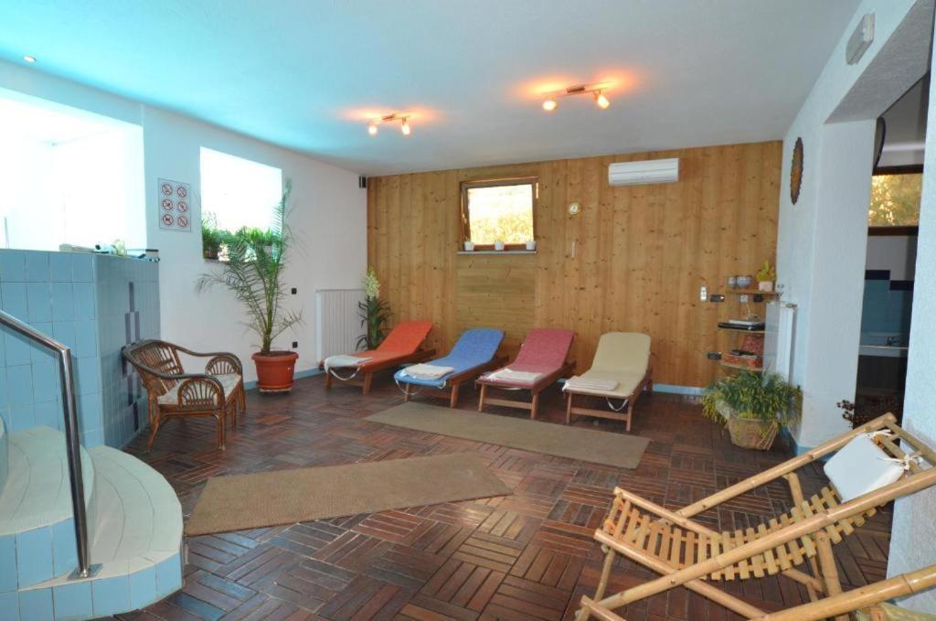 Apartments Ana Wellness S Rovigno Esterno foto