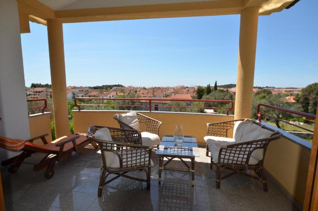 Apartments Ana Wellness S Rovigno Esterno foto