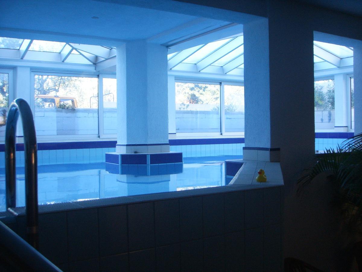 Apartments Ana Wellness S Rovigno Esterno foto