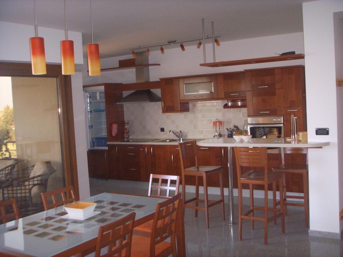 Apartments Ana Wellness S Rovigno Esterno foto